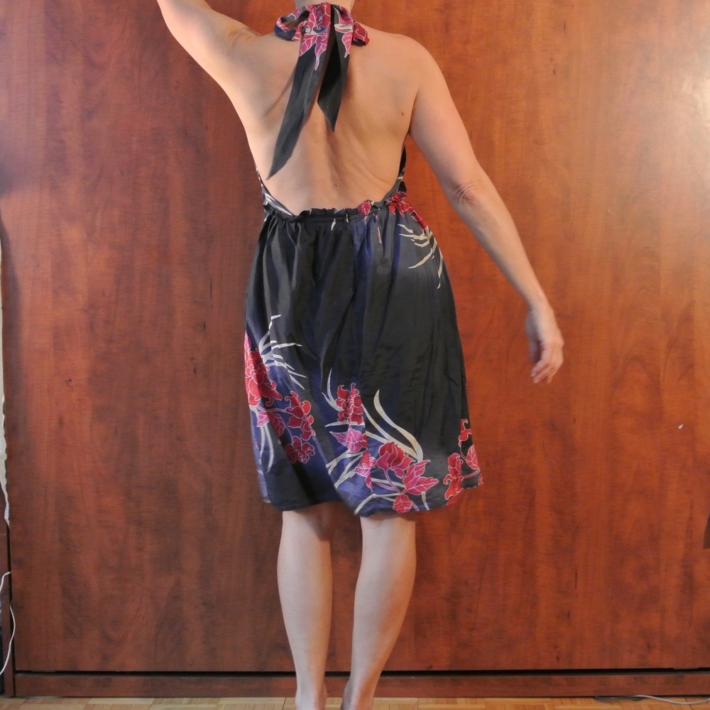 Beautiful lined silk backless halter dress